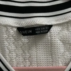 Shein Cropped Sweater Vest  NWOT thumbnail 4