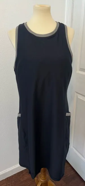 Summersalt The Do-It-All Tennis Dress Gym Athleisure Outdoors Active Black Sz 18 thumbnail 1