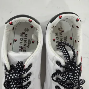Disney White and Black Kids Sneakers thumbnail 7