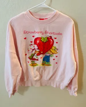 Pink Strawberry Shortcake crewneck sweatshirt thumbnail 1