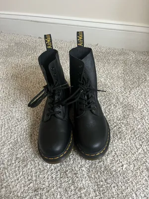 Dr. Martens 1460 Pascal Virginia Lace-Up Boots thumbnail 2
