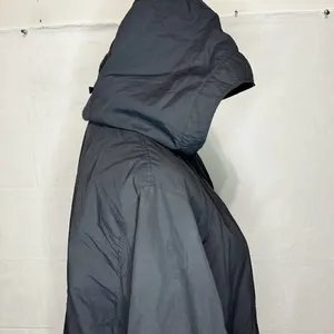 LL Bean Jacket Womens Medium Gray Hooded Jacket Windbreaker Nylon Vintage thumbnail 5