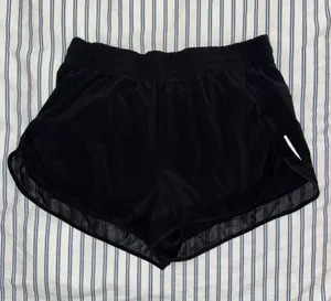 Athleta Women’s Mesh Racer Run Shorts thumbnail 1