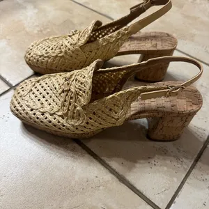 Aerosoles Natural Raffia Woven Block Cork Heel Platform Sandals like New Sz 9.5 thumbnail 5