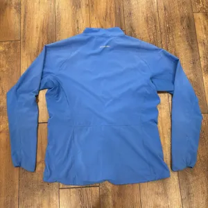 Patagonia Full Zip Lightweight Softshell Jacket Coat Women’s XL Blue Running thumbnail 6