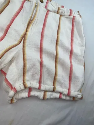 Shorts White Size L thumbnail 2