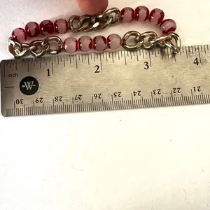 Gold tone red design stretchy beaded bracelet thumbnail 5