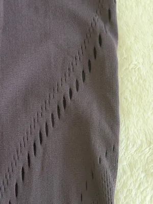 Lululemon Women Sz 4 Reveal Tight Precision 25” Bosenberry thumbnail 3