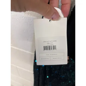 NWT Nookie Sz M Diaz Sequined Cut Out Emerald Sleeveless Side Slit Cocktail Gown thumbnail 6