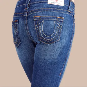 True religion Women's Blue Jean capris. New thumbnail 6