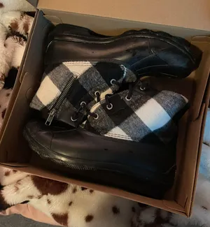 Buffalo Black/White Boots thumbnail 1