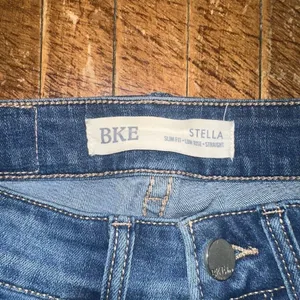 BKE distressed Stella western 25x29.5 bootcut jeans thumbnail 2
