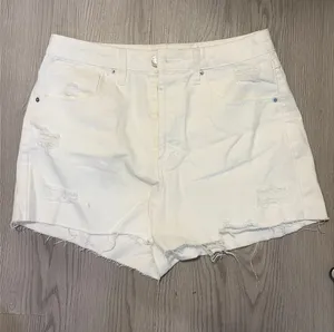 Wild Fable White shorts thumbnail 1