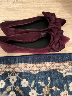 NWOT Bow Pointed Flats in Deep Purple Size 6 thumbnail 6