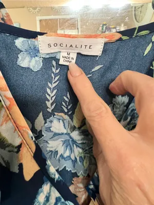 Sleeveless Navy Floral Wrap Dress - Brand: Lulu's thumbnail 4