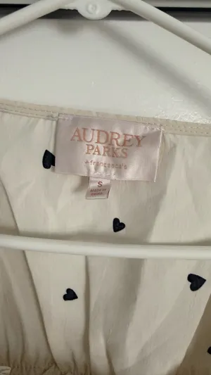 Francesca's Top Long Sleeve thumbnail 2