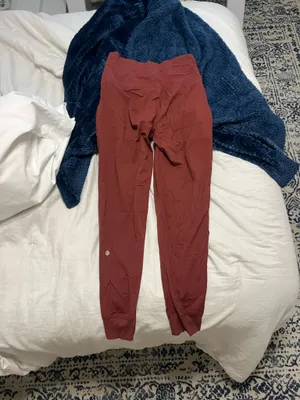 Lululemon Joggers Dance Studio thumbnail 2
