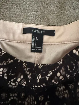Black lace forever 21 shorts thumbnail 3