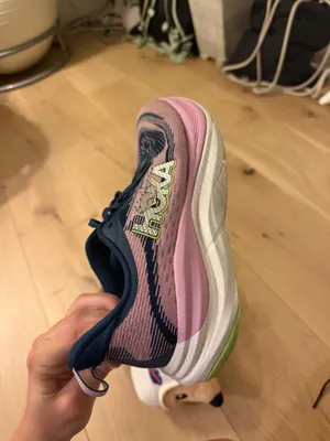 Hoka Shoes Running Women’s thumbnail 6