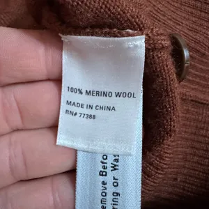 100% Merino‎ Wool Cardigan Sweater Brown Button Front Pocket Classic Sz XS thumbnail 11