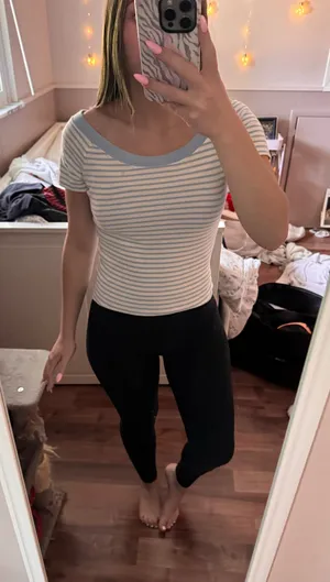 Brandy melville stripe top thumbnail 1
