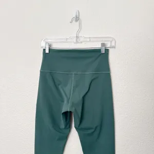 [Lululemon] Medium Teal Green Wunder Train High Rise Tight Leggings 25" Size 8 thumbnail 5