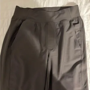 Old Navy Wide Leg Pants in Green and Gray thumbnail 3