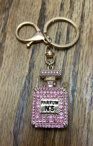 Gold tone key chain or purse charm thumbnail 1