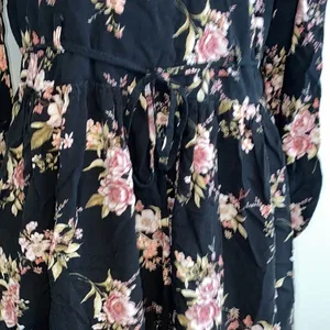 5/$30 🎈 Xhilaration large floral‎ long sleeved dress thumbnail 4