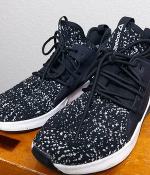 Reebok Guresu 2.0 Sneakers 8 Static Black White Womens Crossfit Training thumbnail 1