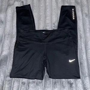 Nike Dri-Fit Leggings thumbnail 2