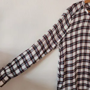 LOFT Autumn Plaid Blouse Softened Roll Tab Sleeve Crew Neck Cream Brown Rayon L thumbnail 4