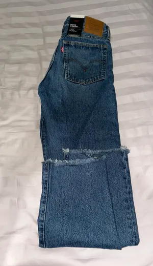 Levi's Wedgie Straight Jeans thumbnail 3