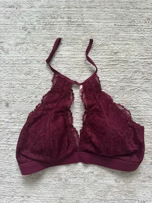 PINK Victoria's Secret Burgundy Lace High-Neck Bralette (Size Small) thumbnail 3