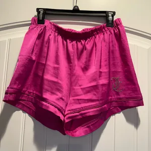 Juicy‎ Couture Pink Satin Sleep Shorts Rhinestone JC Logo Pajama Bottoms Medium thumbnail 1