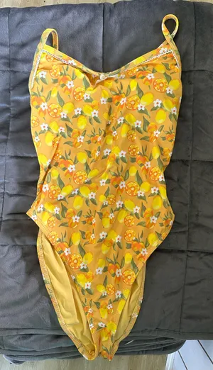 Dippin' Daisy's One-Piece Swimwear thumbnail 1