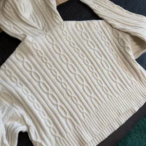 Alo Yoga Cable Knit Winter Bliss Hoodie Ivory Size Small Crop Cropped Sweater thumbnail 7