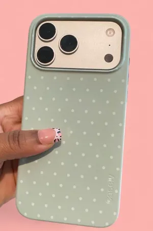 iPhone 17 pro max case Green thumbnail 1