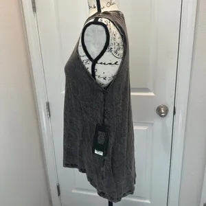 Rock & Republic Washed Sleeveless Tank Top thumbnail 2