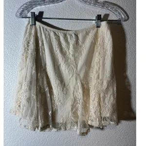 Wild Fable NEW JRs Size S Ivory Lace Godet Mini Skirt Pull-On Elastic Waist thumbnail 2