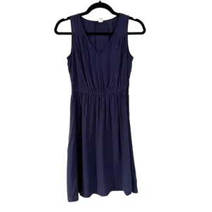 🚨 SALE ‼️ Old navy fit and flair navy dress size xs thumbnail 2