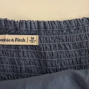 Abercrombie Navy with White Polka Dots Blouse thumbnail 3