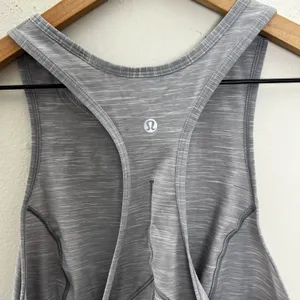 Lululemon - Power Thru Tank Top Heathered Rhino Grey Athletic Workout Running Gym thumbnail 5