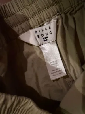 Billabong Shorts thumbnail 2