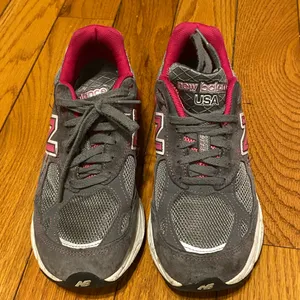 New Balance 990v3 Breast Cancer Awareness Made in USA‎ Gray Pink Size 6.5 thumbnail 2