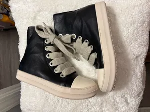 Black and white Rick Owen’s high top Size 9.5 thumbnail 2