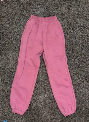 Comfort hoodie and sweatpants thumbnail 5