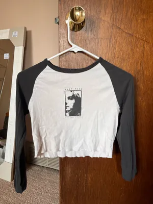 Brandy Melville Long Sleeve Top John Galt thumbnail 2
