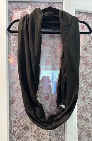 Beyond Yoga Black Infinity Scarf thumbnail 1