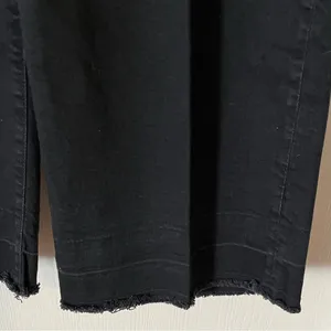H&M Women's Black Wide-Leg Cropped Distressed Hem Jeans Size 14 thumbnail 2